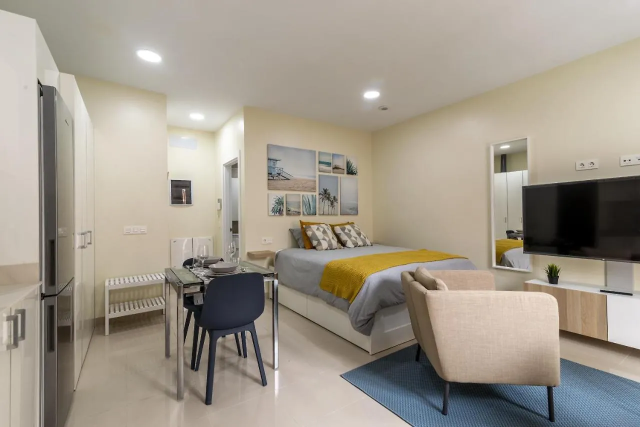 Nuevos Lightbooking Livian Suites Las Palmas 0*, Las Palmas de Gran Canaria