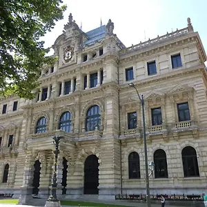 Con Bano Privado En El Centro De Séjour chez l'habitant Bilbao