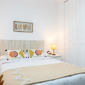https://picasso-beach-flat.1costadelsol.com