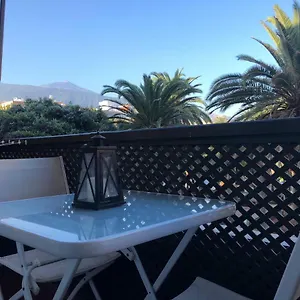 https://centrico-y-coqueto-apartamento.tenerifehoteles.net