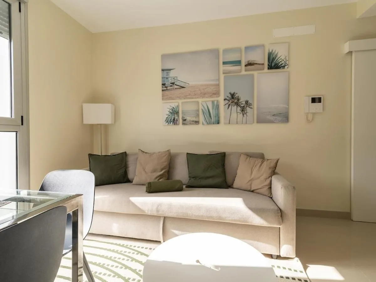 Nuevos Lightbooking Livian Suites Las Palmas 0*, Las Palmas de Gran Canaria