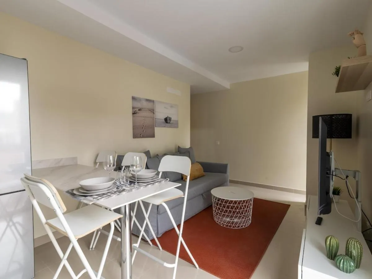 Nuevos Lightbooking Livian Suites Las Palmas Apartment